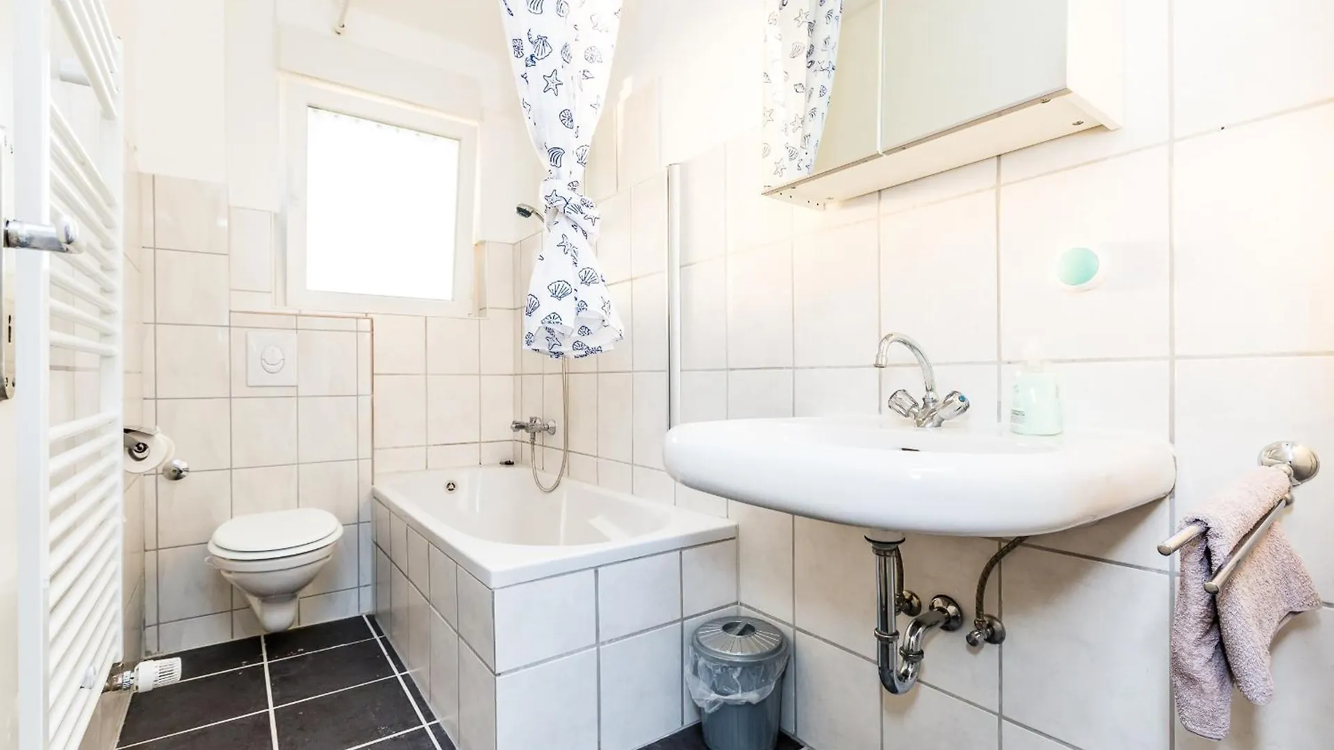 Ferienwohnung Koeln Stammheim 0*, Cologne Germany