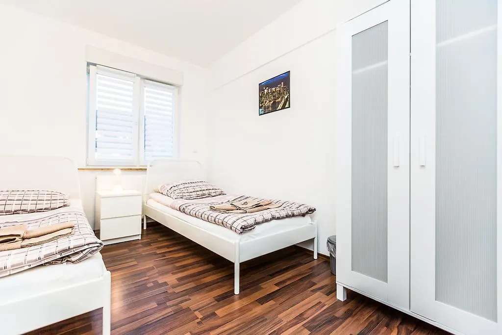 Apartment Ferienwohnung Koeln Stammheim